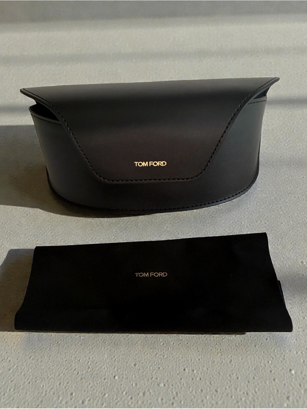 New! TOM FORD Black Leather Sunglass Case With Cloth